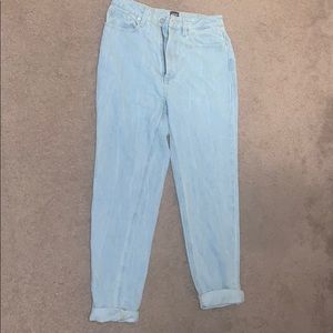 Urban Outfitter Mom Jeans